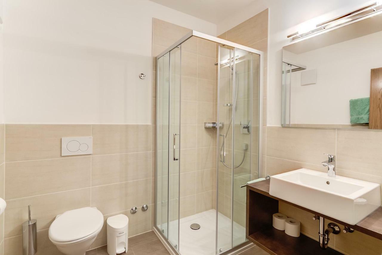 Residence Krone Schenna Εξωτερικό φωτογραφία